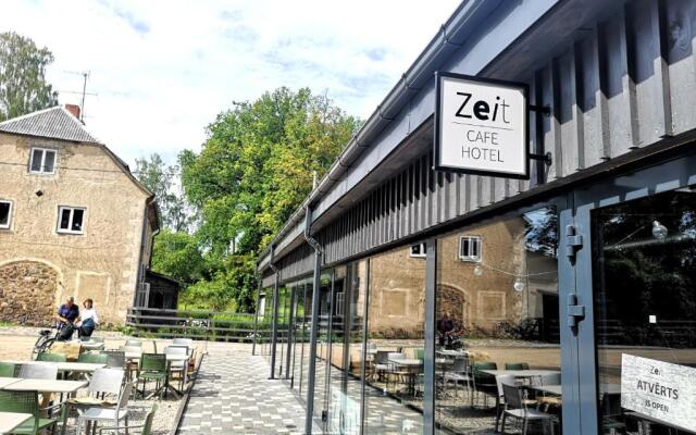 Zeit Hotel