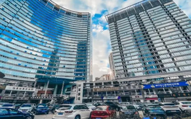 Multi-dimensional Executive Apartment (Convention and Exhibition Center)