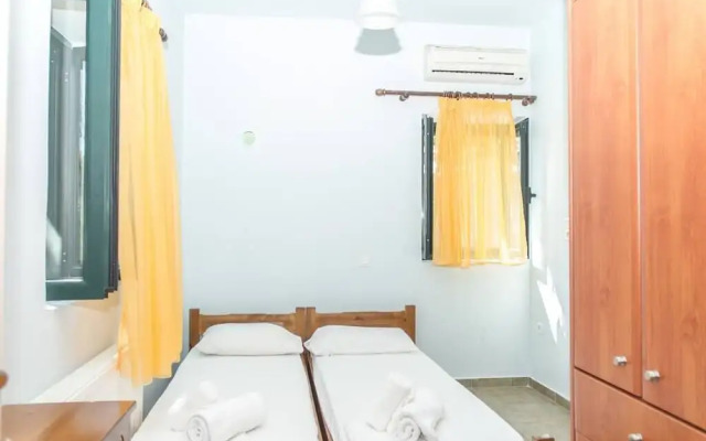 Ersi - Modern villa near the beach