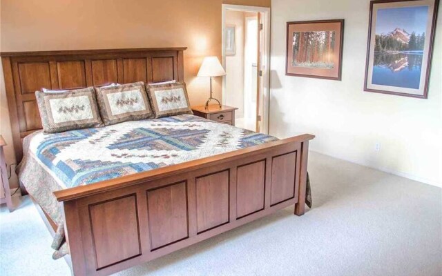 Virginia Rail Lane 11