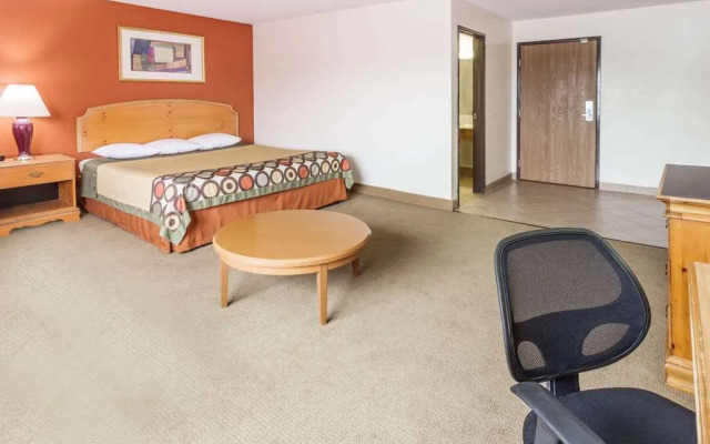 Super 8 Motel - Elgin