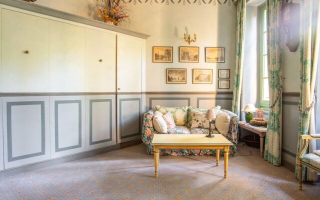 Cozy Apartment in Drome with Pool