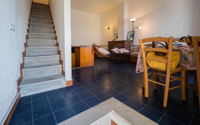 Il Baluardo Sea View Apartment on the Cliff