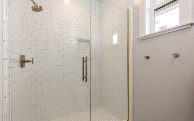 3440 Saint Deyns St House by RedAwning