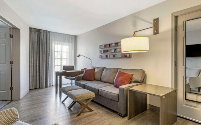 Windmill Suites Surprise - Phoenix, Ascend Hotel Collection