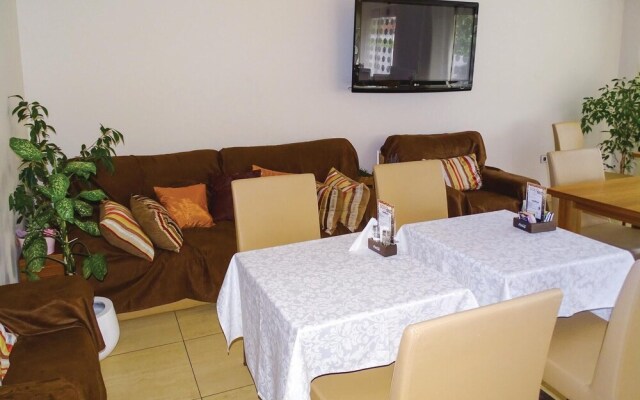 Nice Home in Lasko With Wifi and 2 Bedrooms