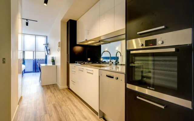 Astra Apartments Arena