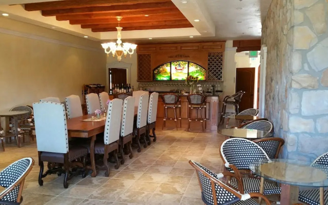 Thorn Hill Vineyards Villa Suite