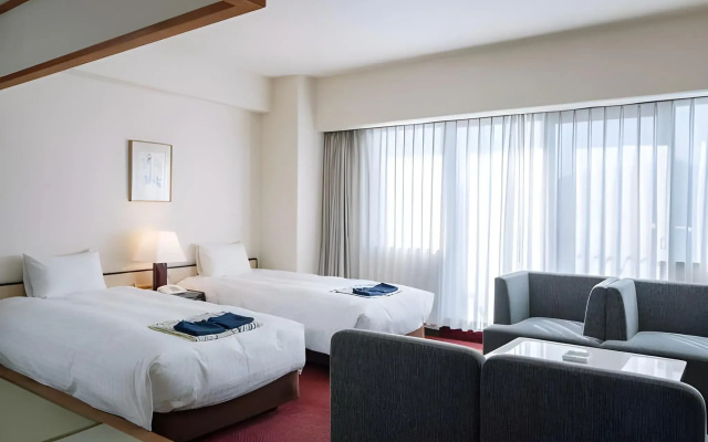 Resorpia Kumihama