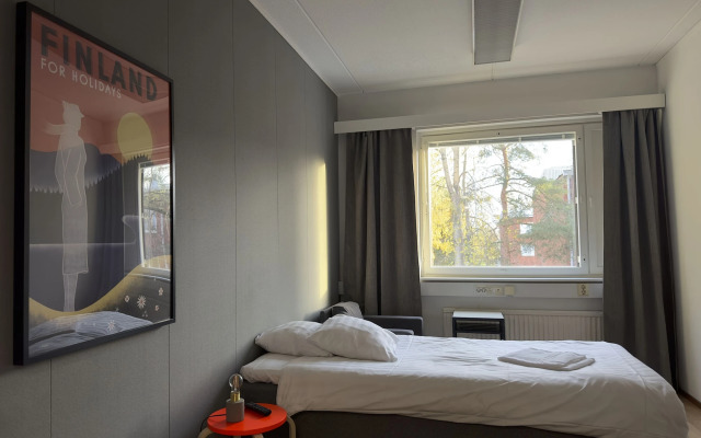 The Rooms Airport - 20Rooms