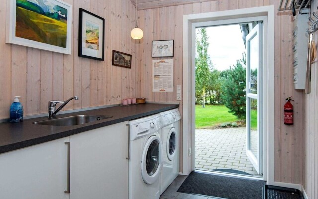 Quaint Holiday Home in Hemmet Jutland With Indoor Whirlpool