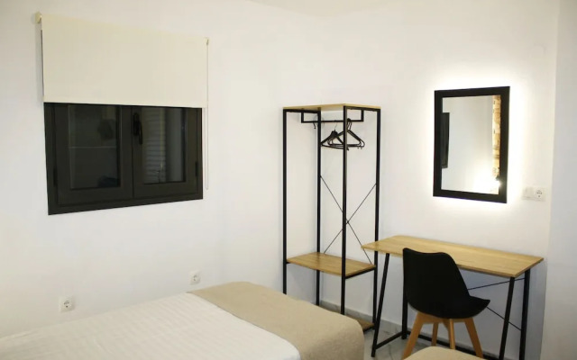 Salonikiou Beach Deluxe Apartments