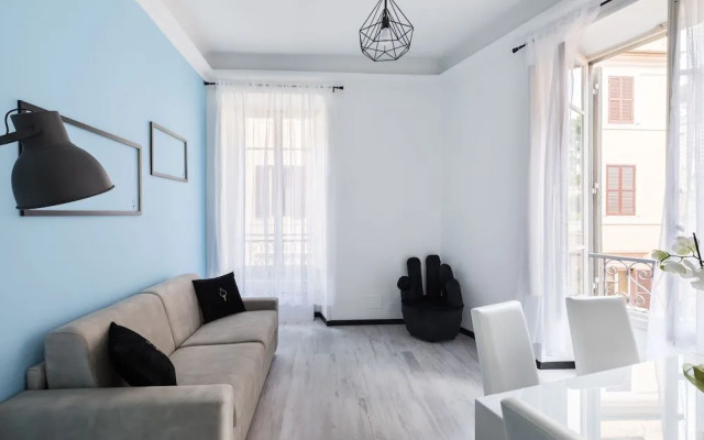 A World Aparts - The Artist's Suite