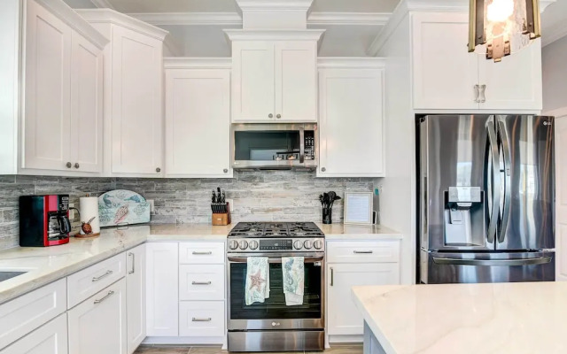 Private Dock & Patio: Waterfront Galveston Retreat