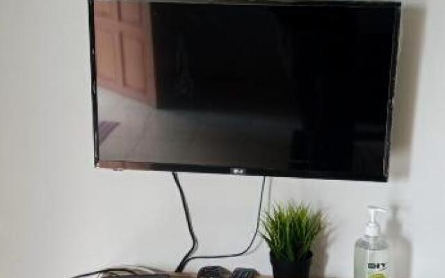 Belebar Studio Room Taman Negara Pahang Malaysia