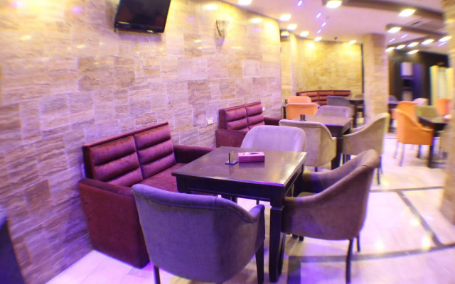Jawabreh Hotel & Suites