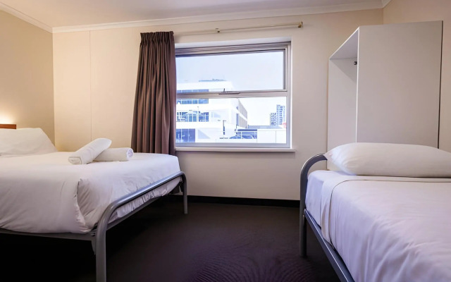 YHA Adelaide Central