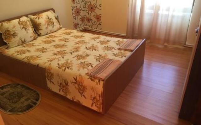Casa Ovi și Simo