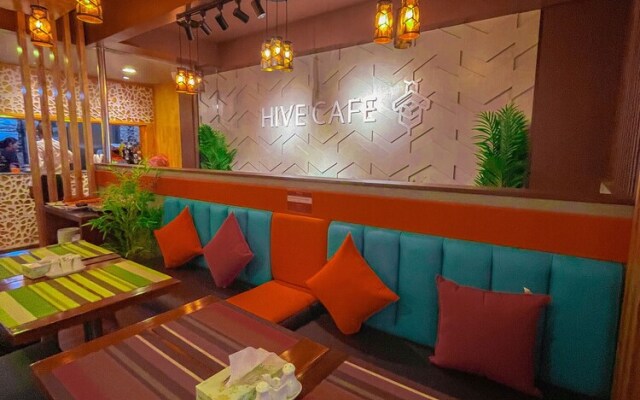 Beehive Central Hotel