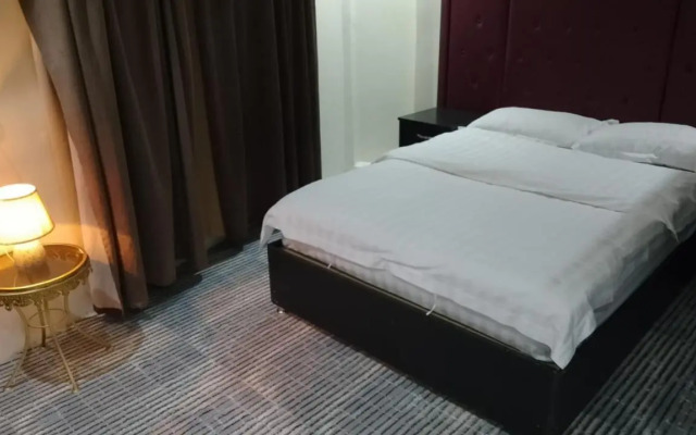 Desert Rose Hotel