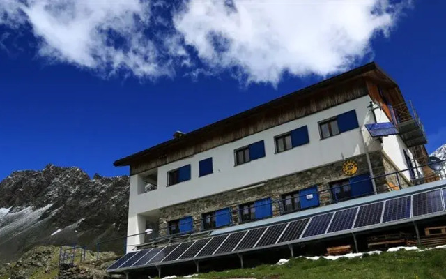 Rifugio Roberto Bignami