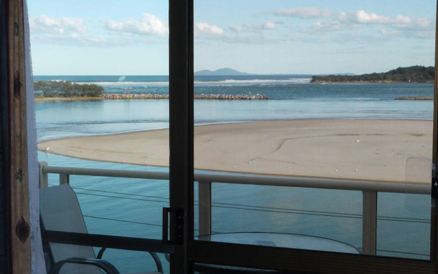 Marcel Towers Holiday Apartments