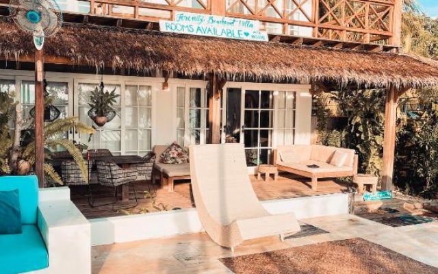 Serenity Luxurious Beachfront Villa & Spa with private Infinity Pool, 8 Guests – Pool – Gili Air