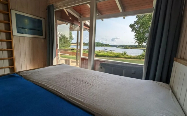 Schleipanorama Modern Retreat