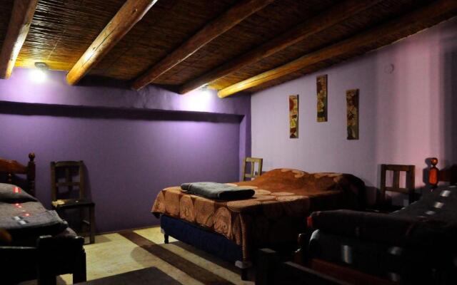 Giramundo Hostel Purmamarca