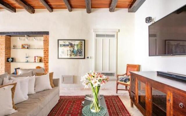 Casa Pantheon Luxury Colonial House