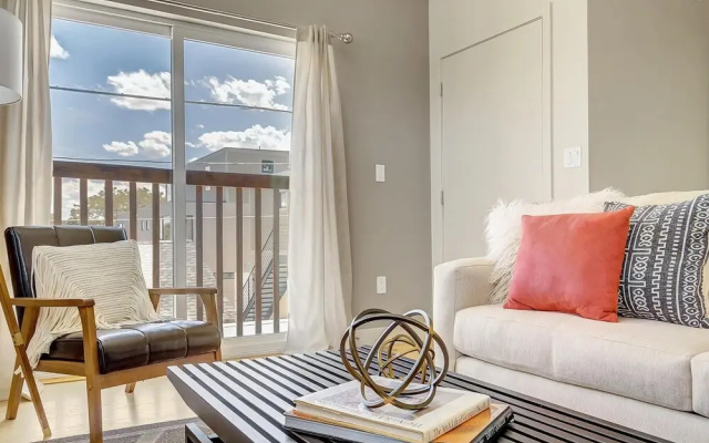 Stunning Guesthouse - Walk Everywhere! Sleeps 6!