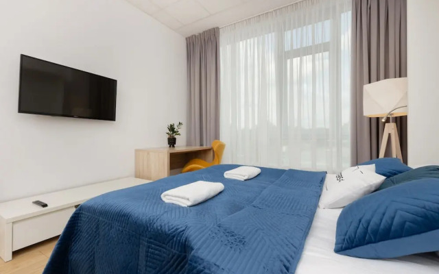 Studios 216 Jerozolimskie Ave by Renters