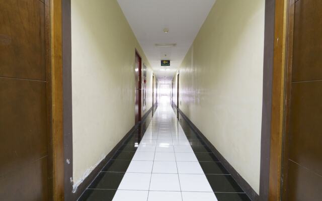 Capital O 93845 Apartemen Gateway Cicadas By M2 Property