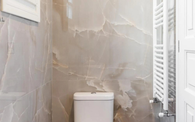 #Zoe: Lovely Penthouse by halu! Apartments