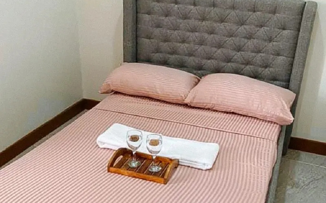 Leonila S Travellers Inn