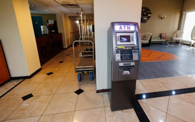 Garnet Inn & Suites, Orlando