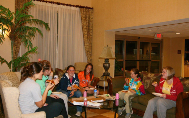 Hampton Inn & Suites Palm Desert