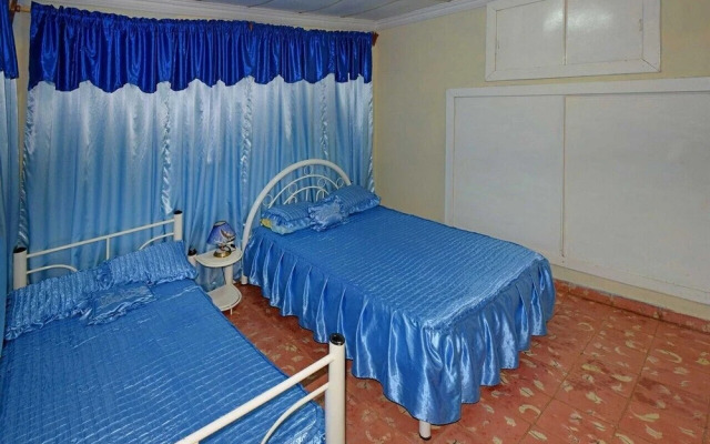 Hostal Eida y Lujan PLAYA LA BOCA