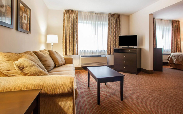 Comfort Inn & Suites