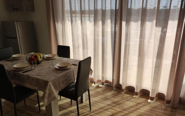 La Perla Holiday Home