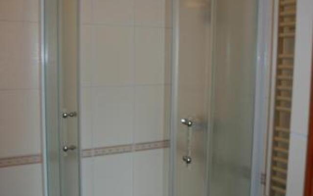 Alongės Guest House