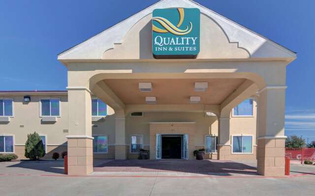 Quality Inn & Suites Terrell