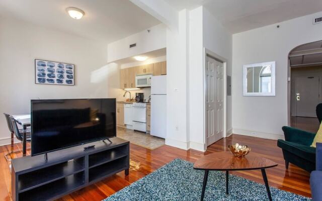 Rittenhouse GEM - Elevator, Gym, Location