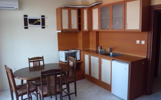 Thomas Palace Apartments