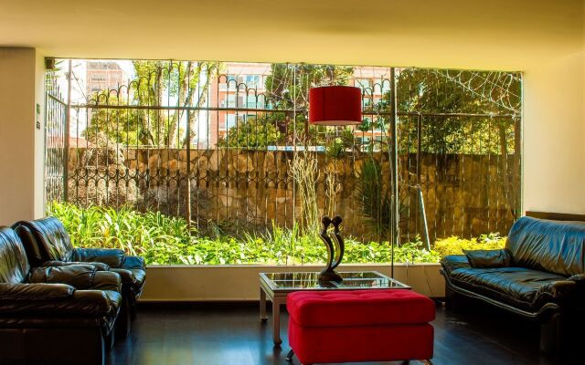 Apartaestudios Los Andes