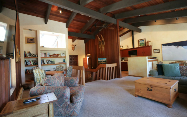 Mammoth West #143 Condo