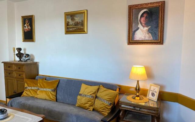 Studio - CLASSIC -