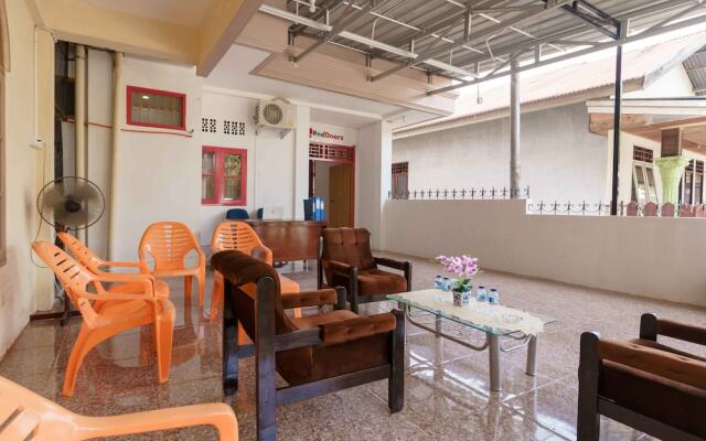 Reddoorz Syariah Near Plaza Andalas Padang