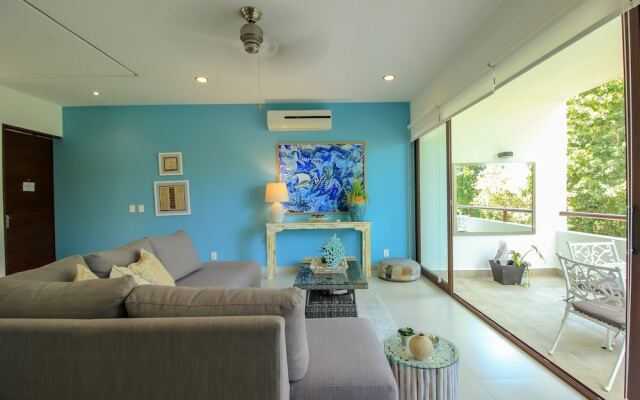 Exclusive Loft with Golf Course View & Pool facilities