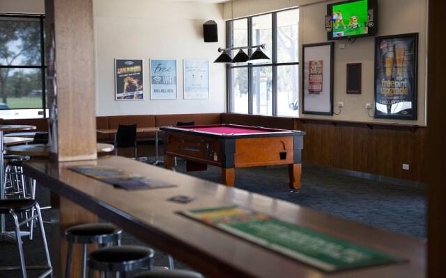 Playford Tavern